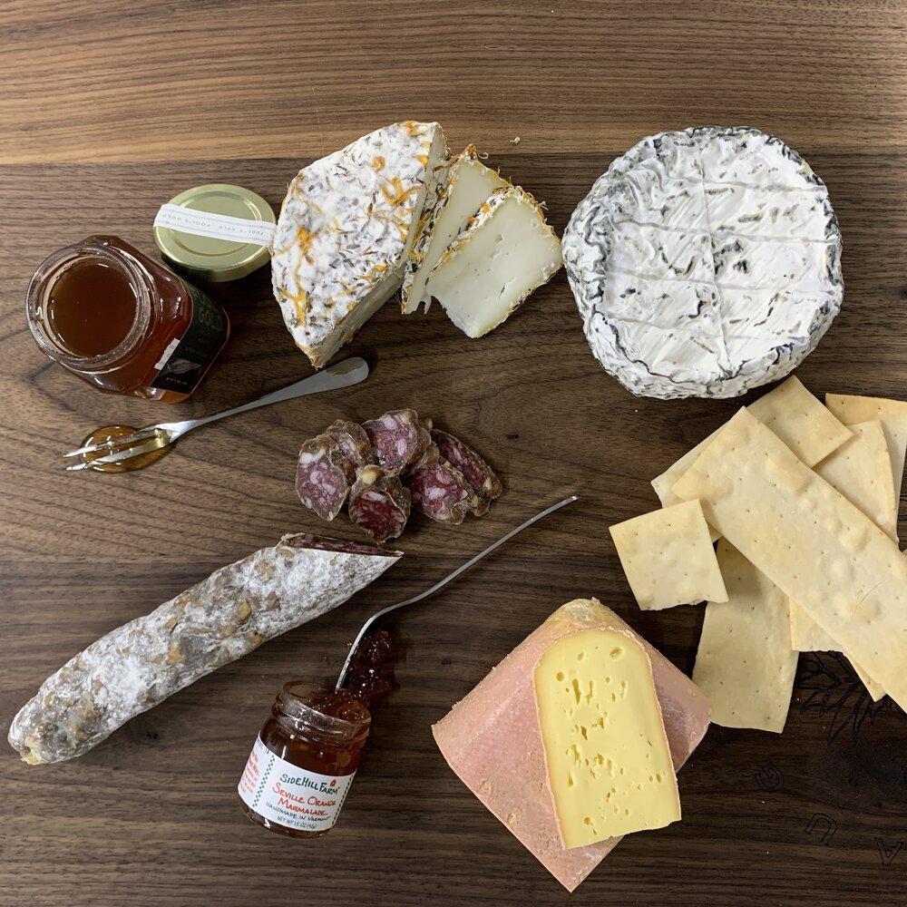 Shop Gift Baskets Vaughan Cheese